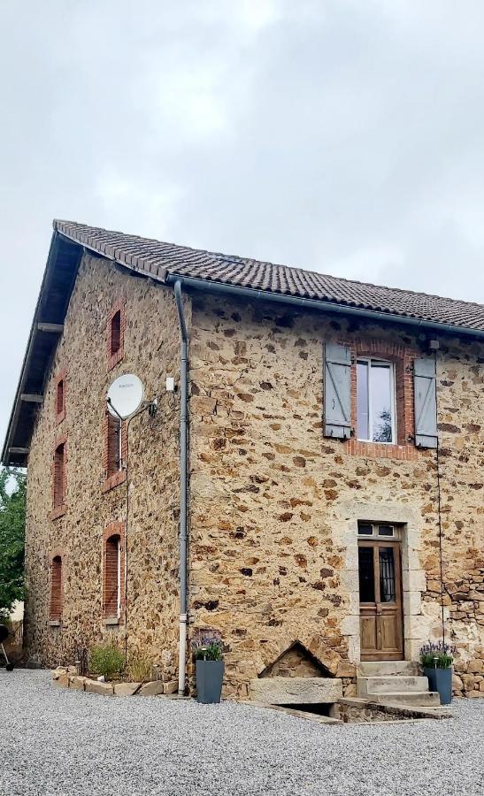 Sharecroppers Cottage With Swimming Pool Pageas Bagian luar foto