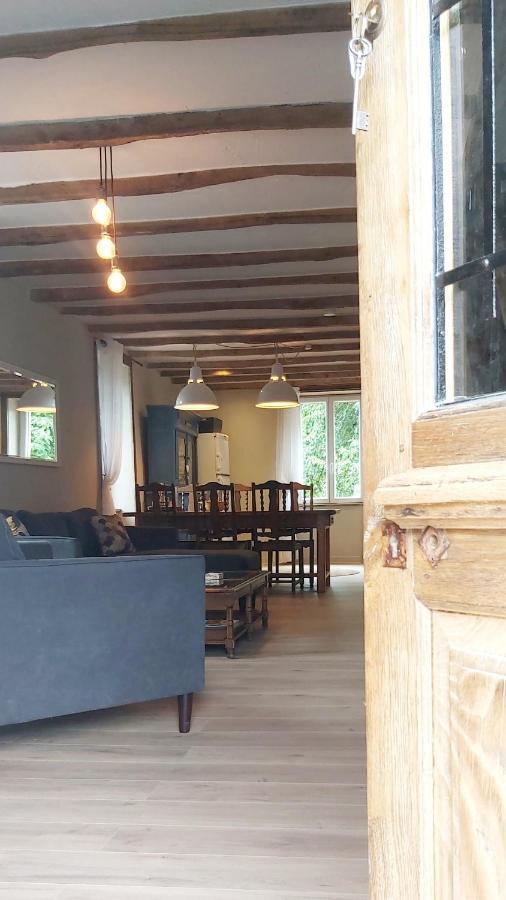 Sharecroppers Cottage With Swimming Pool Pageas Bagian luar foto